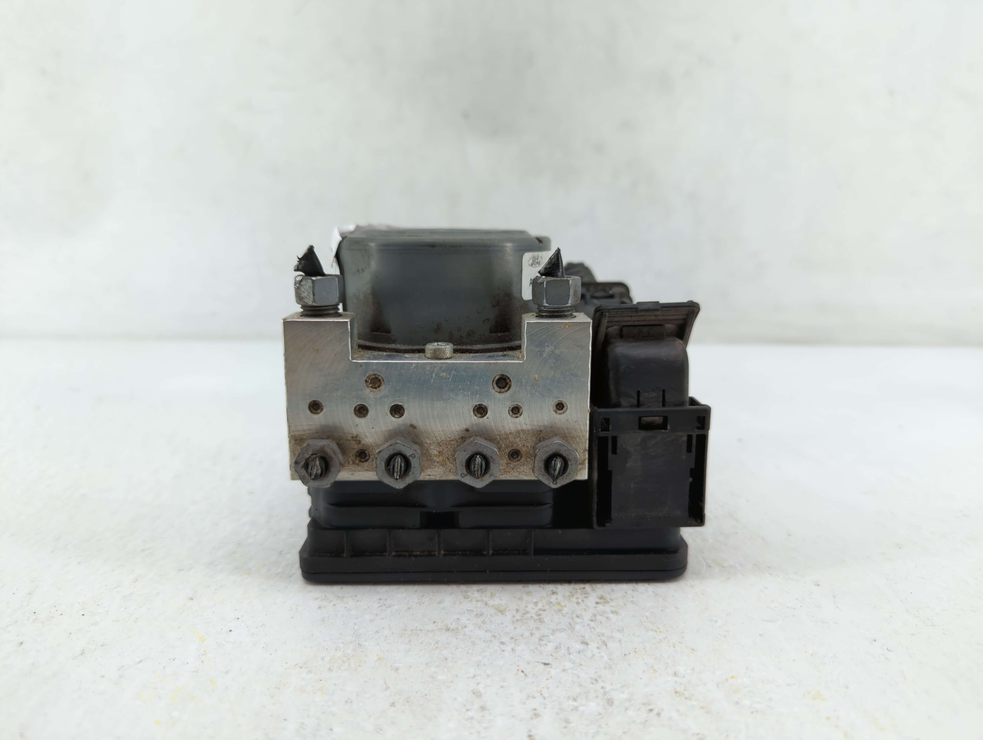 2014-2016 Ford Fusion Abs Pump Control Module 410295 - Oemusedautoparts1.com