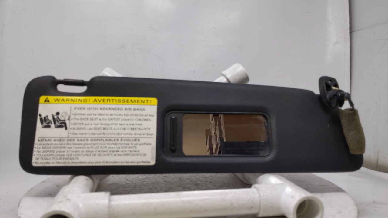 2004 Audi S4 Passenger Sun Visor Mirror Right Sunvisor Black 41120 - Oemusedautoparts1.com