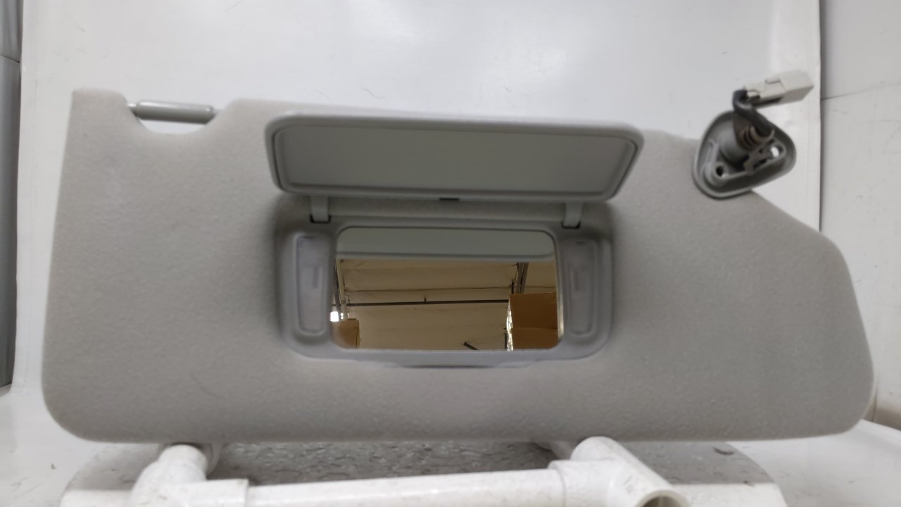 Picture of 1998-2002 HONDA ACCORD Passenger Right Sun Visor Sunvisor Gray 41263
