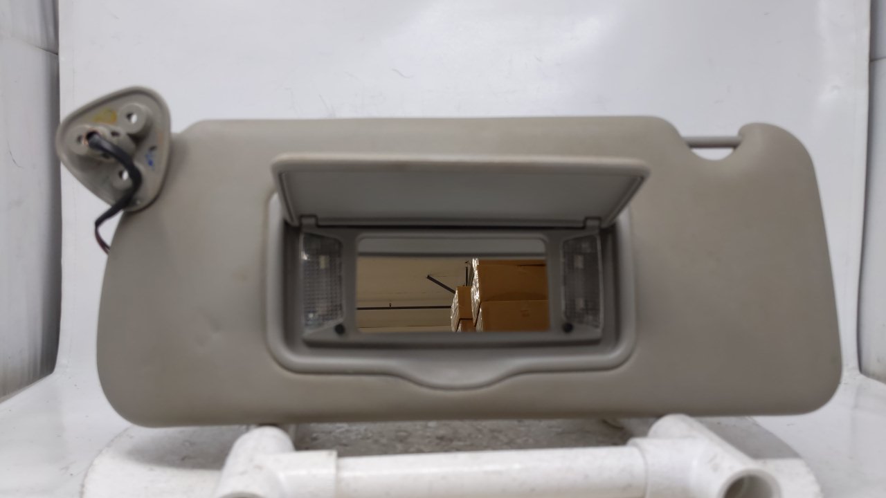 2003 Cadillac Cts Driver Sun Visor Mirror Left Sunvisor Gray 41382 - Oemusedautoparts1.com