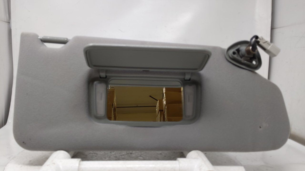 Picture of 1998-2002 HONDA ACCORD Passenger Right Sun Visor Sunvisor Gray 41409