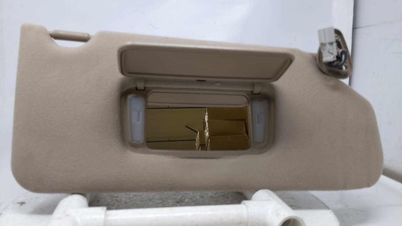 Picture of 1998-2002 HONDA ACCORD Passenger Right Sun Visor Sunvisor Tan 41413