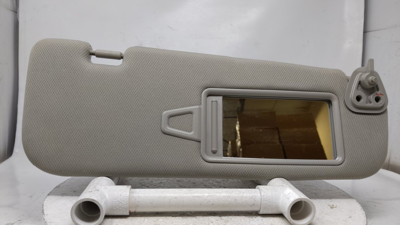 2010 Hyundai Genesis Passenger Sun Visor Mirror Right Sunvisor Gray 41420 - Oemusedautoparts1.com