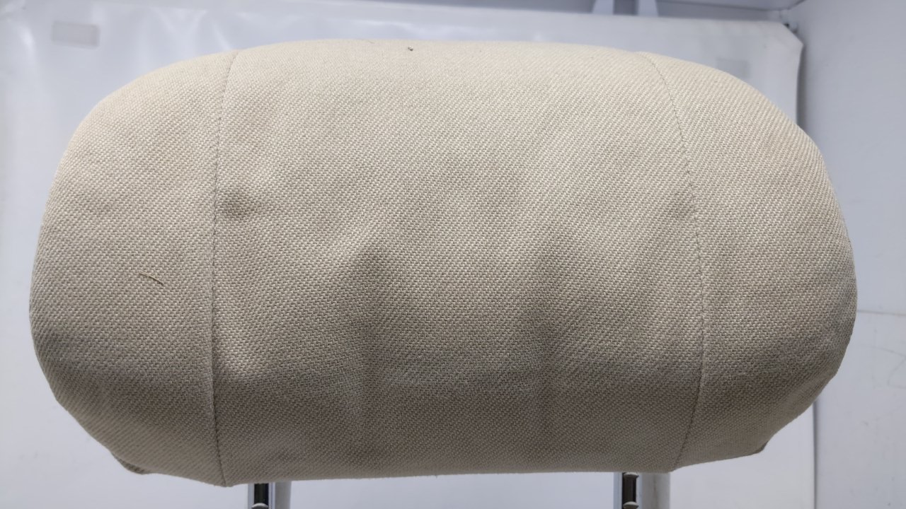 2000-2004 saturn LW300 Headrest Head Rest Front Driver Passenger Tan 41472 - Oemusedautoparts1.com