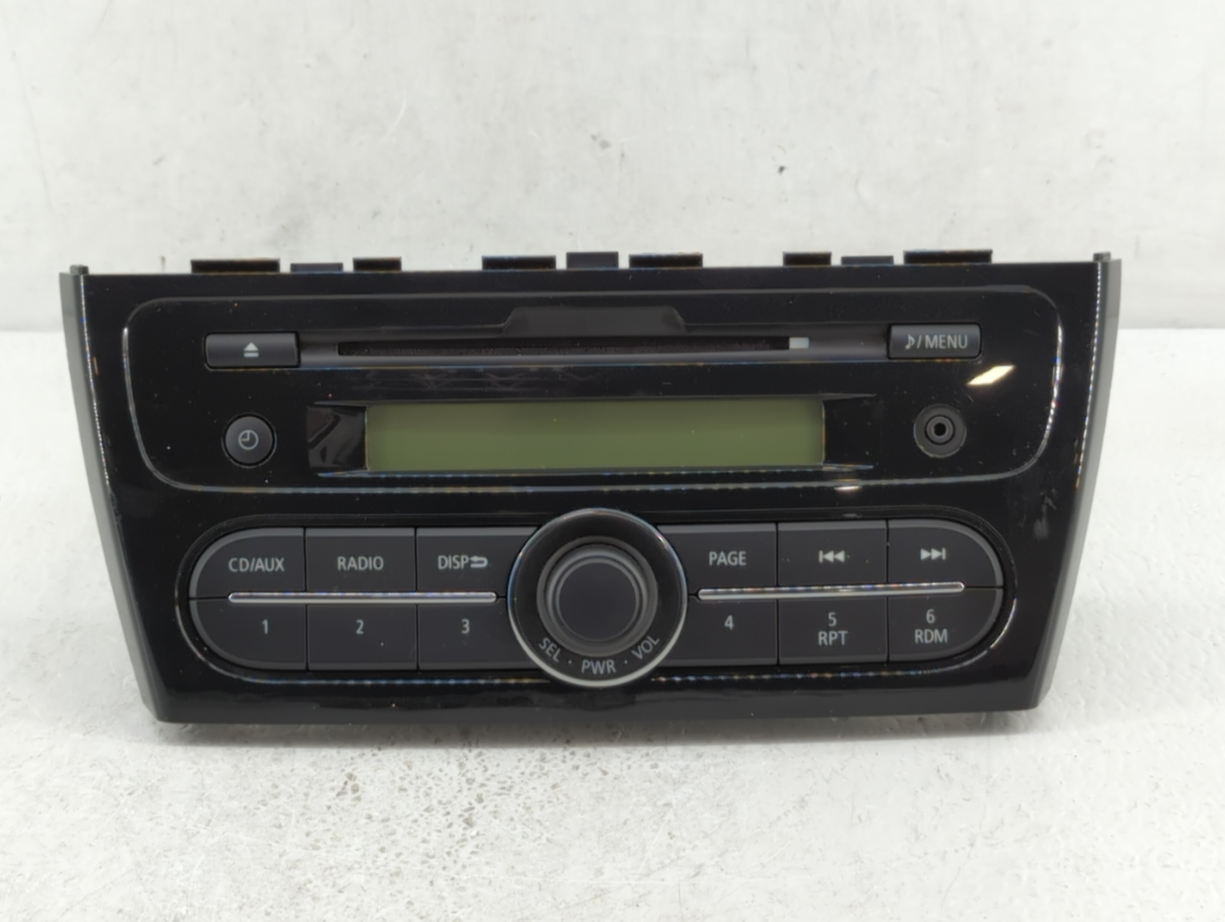 2002-2002 Mitsubishi Mirage Am Fm Cd Player Radio Receiver 415737 - Oemusedautoparts1.com