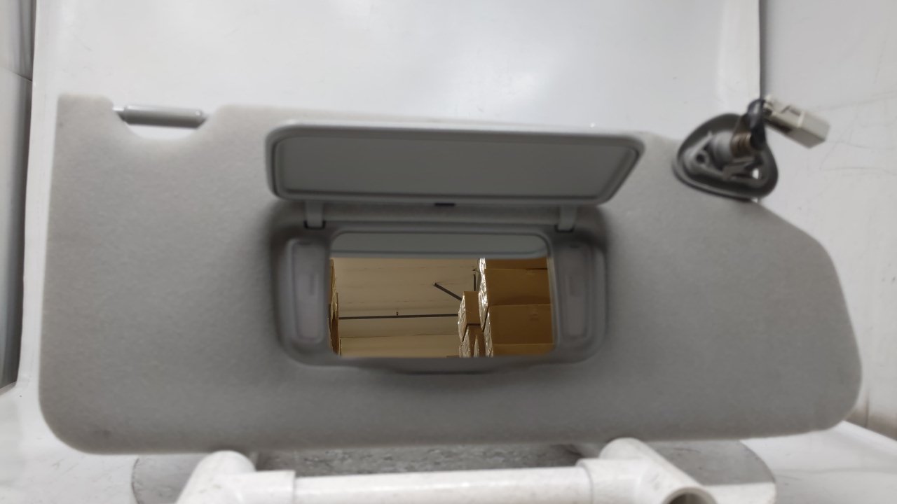 Picture of 1998-2002 HONDA ACCORD Passenger Right Sun Visor Sunvisor Gray 41576