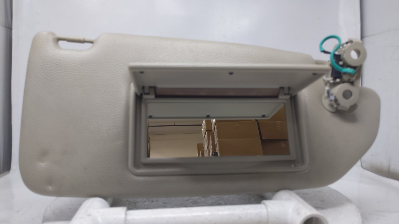 2001 Volvo S60 Passenger Sun Visor Mirror Right Sunvisor Gray 41652 - Oemusedautoparts1.com