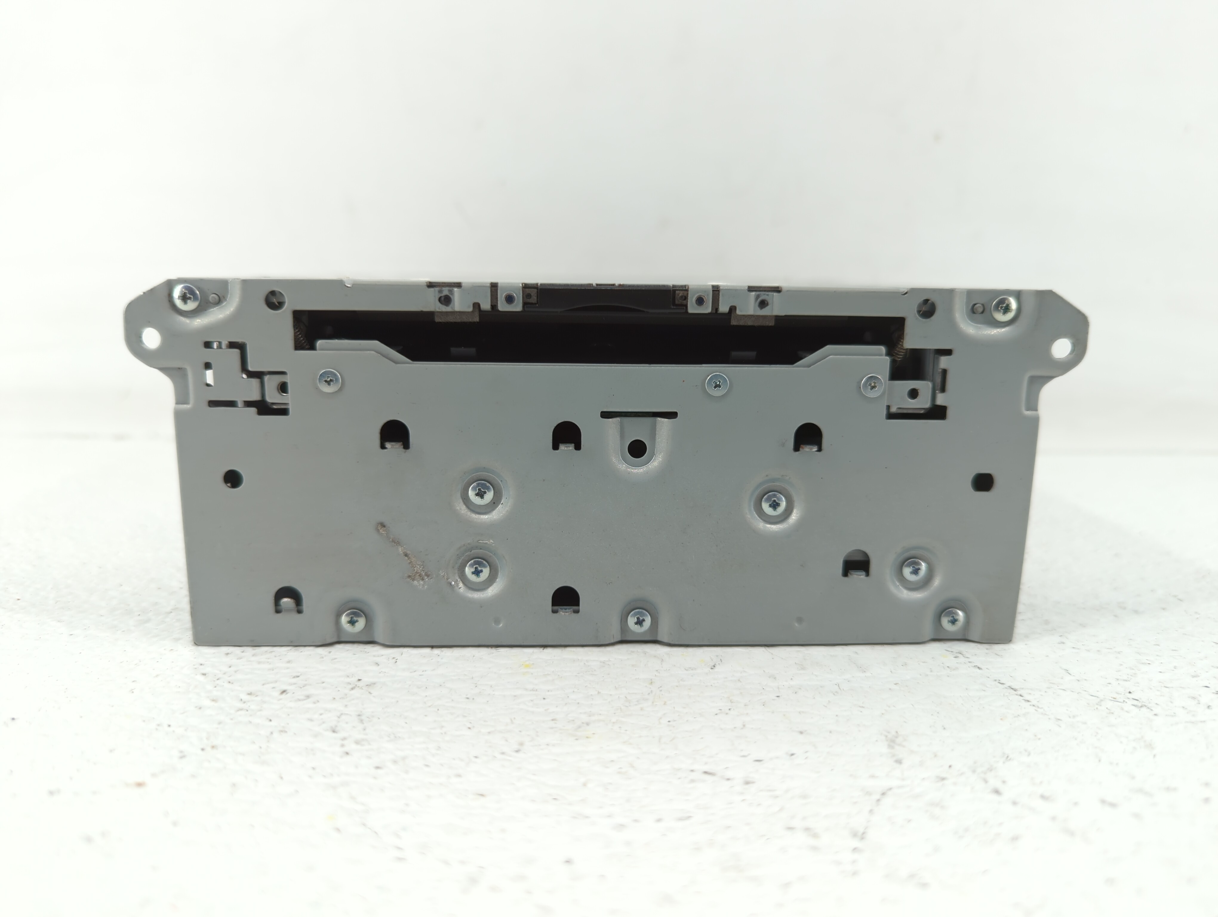 2014-2015 Infiniti Q50 Am Fm Cd Player Radio Receiver 416615 - Oemusedautoparts1.com