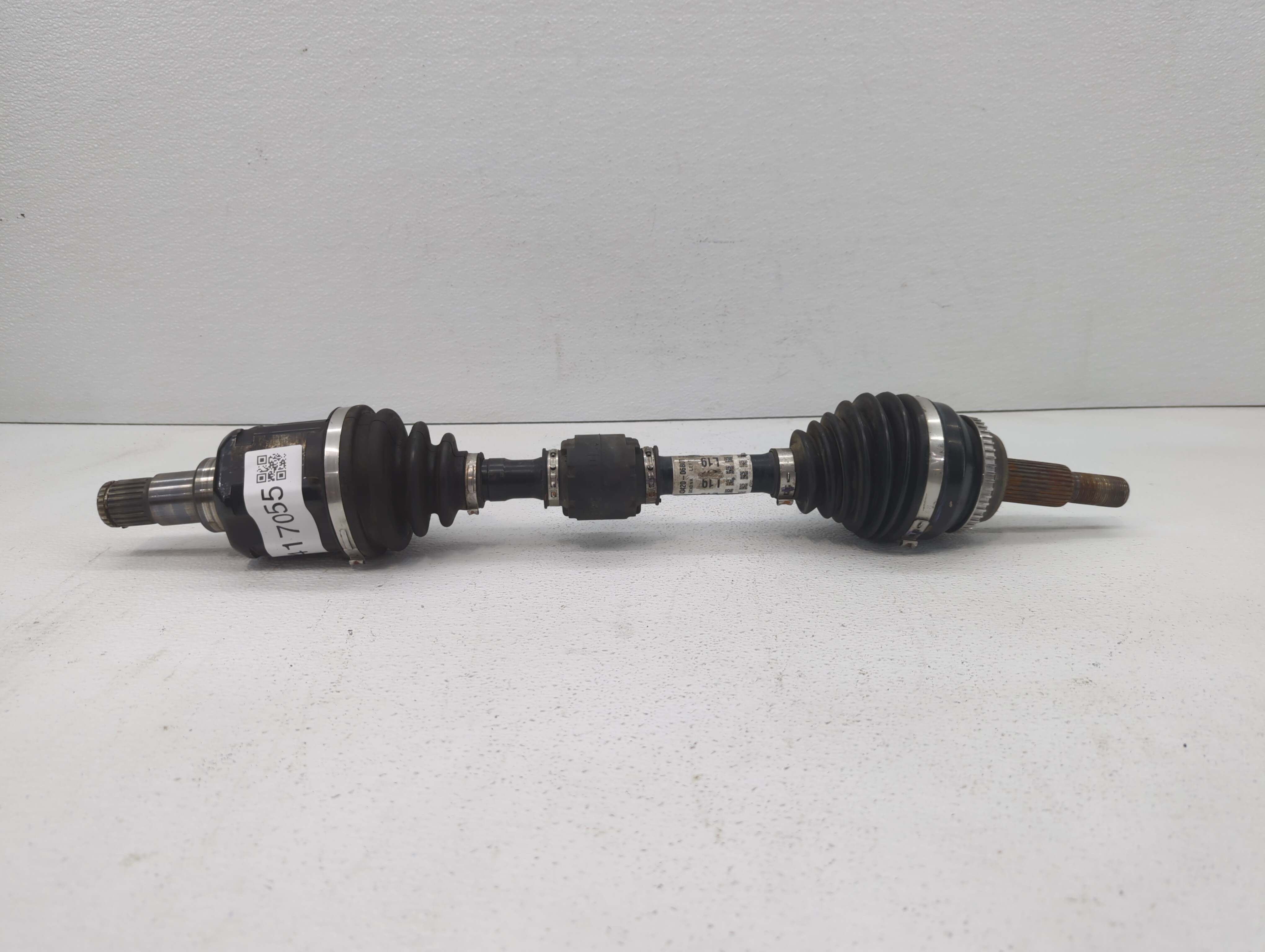 Picture of 2013-2018 Lexus Es350 Axle Shaft Front Driver Cv C/v 417055