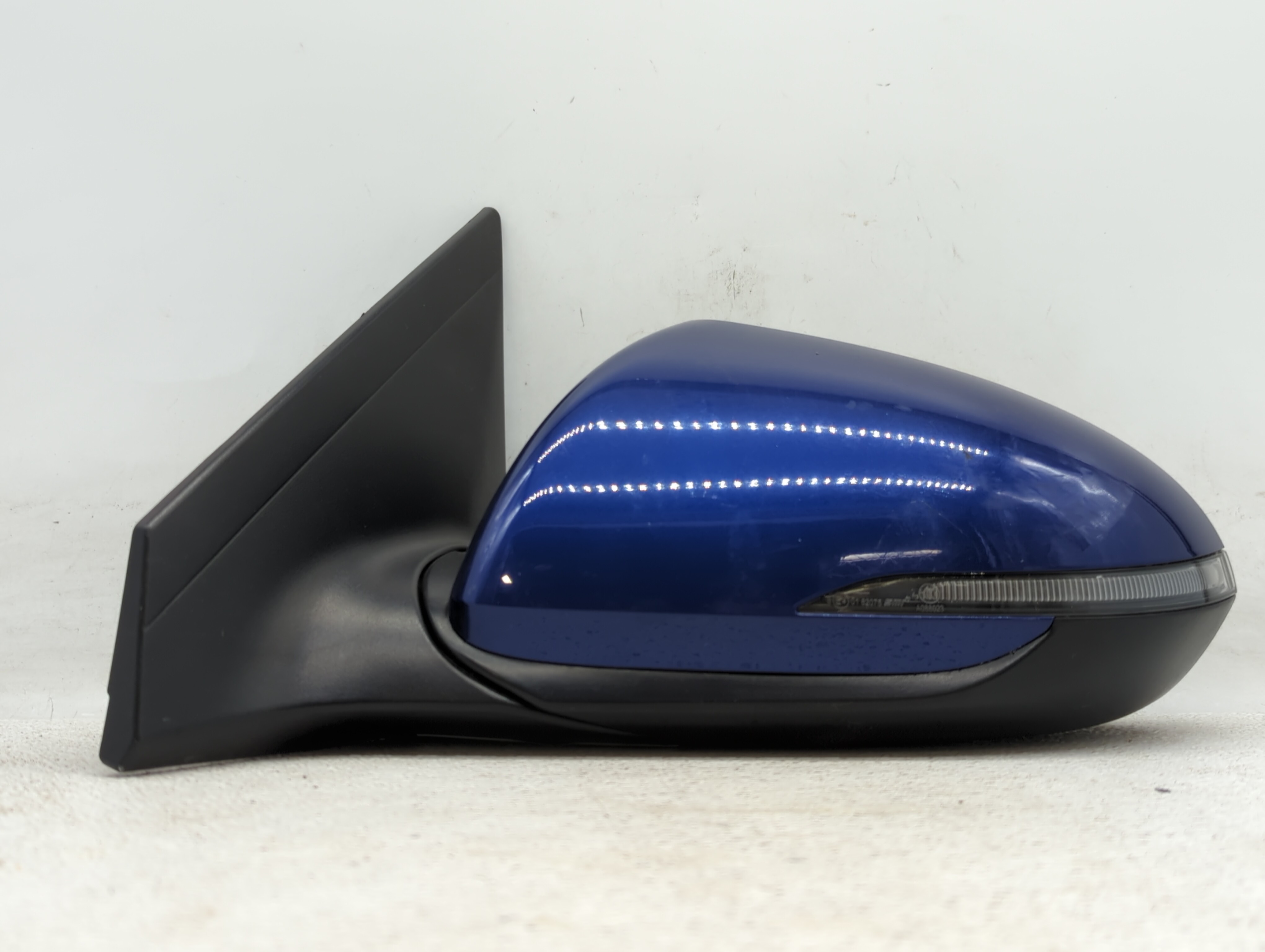 2019-2020 Hyundai Elantra Driver Left Side View Power Door Mirror Blue 417240 - Oemusedautoparts1.com