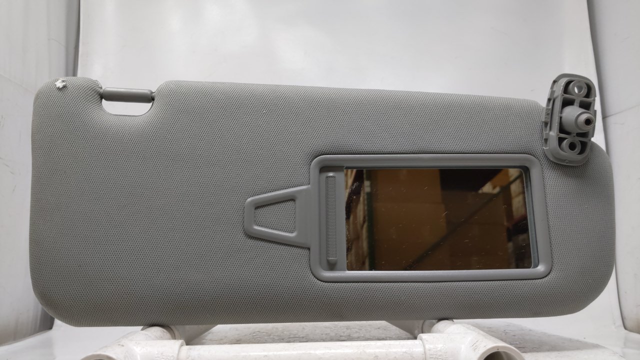 2011-2015 KIA SORENTO Passenger Right Sun Visor Sunvisor Tan 41796 - Oemusedautoparts1.com