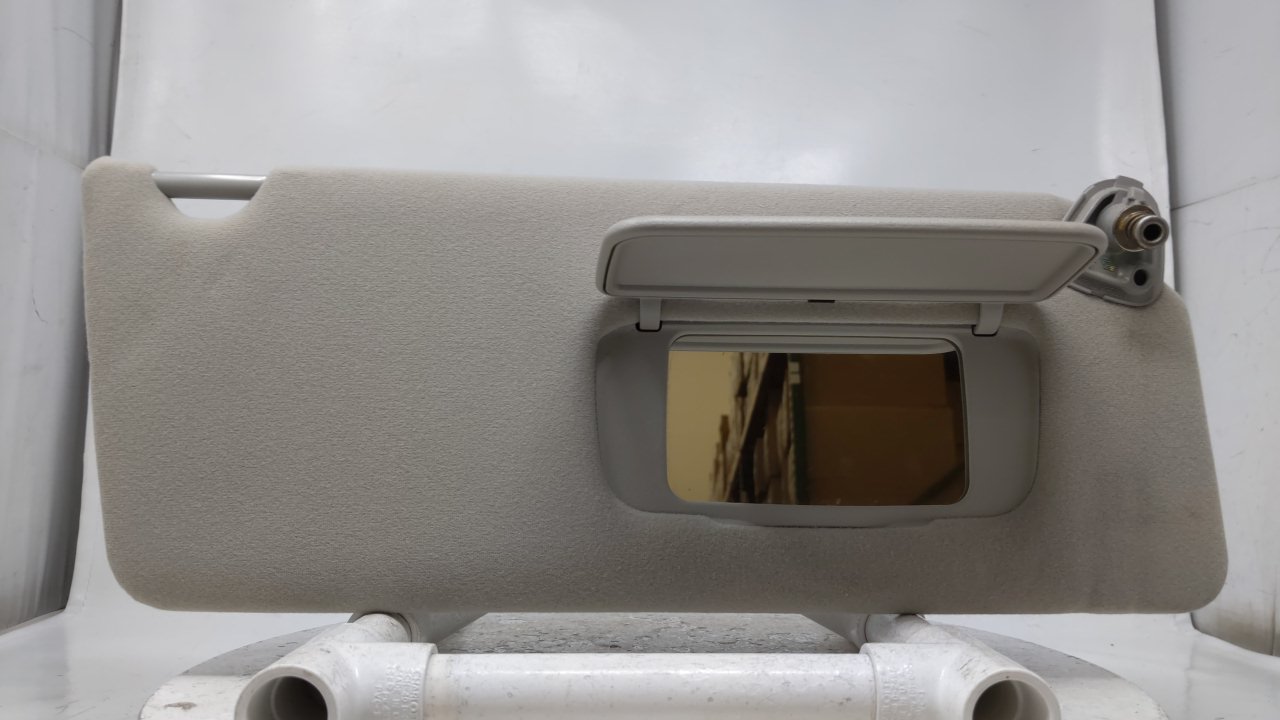 2002 Toyota Camry Passenger Sun Visor Mirror Right Sunvisor Gray 41807 - Oemusedautoparts1.com