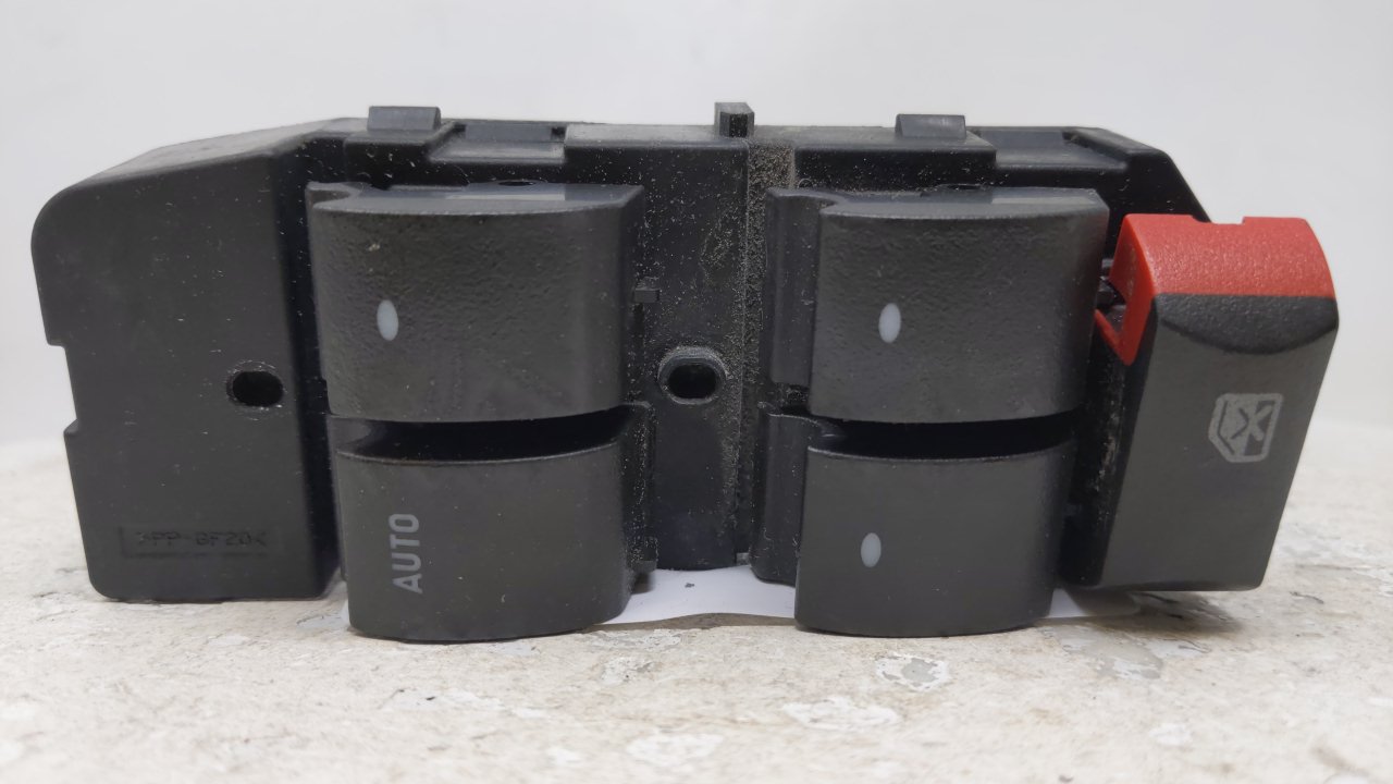 2005-2006 PONTIAC PURSUIT Driver Left Door Master Power Window Switch 41885 - Oemusedautoparts1.com