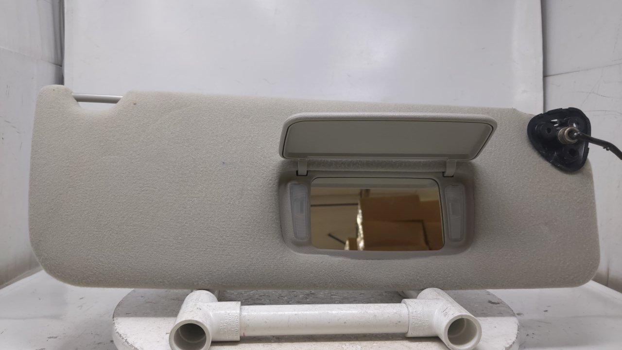 2004 Toyota Sienna Passenger Sun Visor Mirror Right Sunvisor Gray 41909 - Oemusedautoparts1.com
