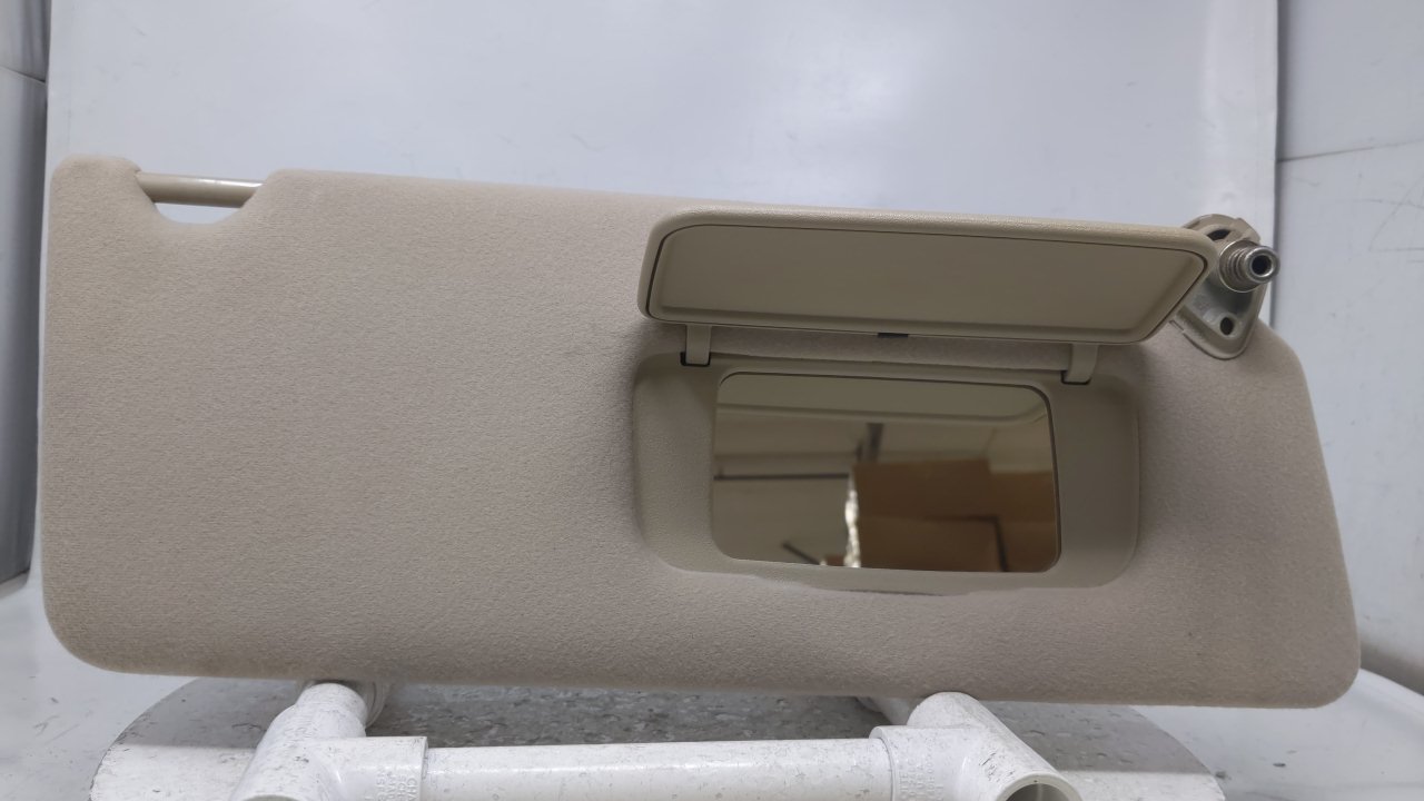 2002 Toyota Camry Passenger Sun Visor Mirror Right Sunvisor Tan 41916 - Oemusedautoparts1.com