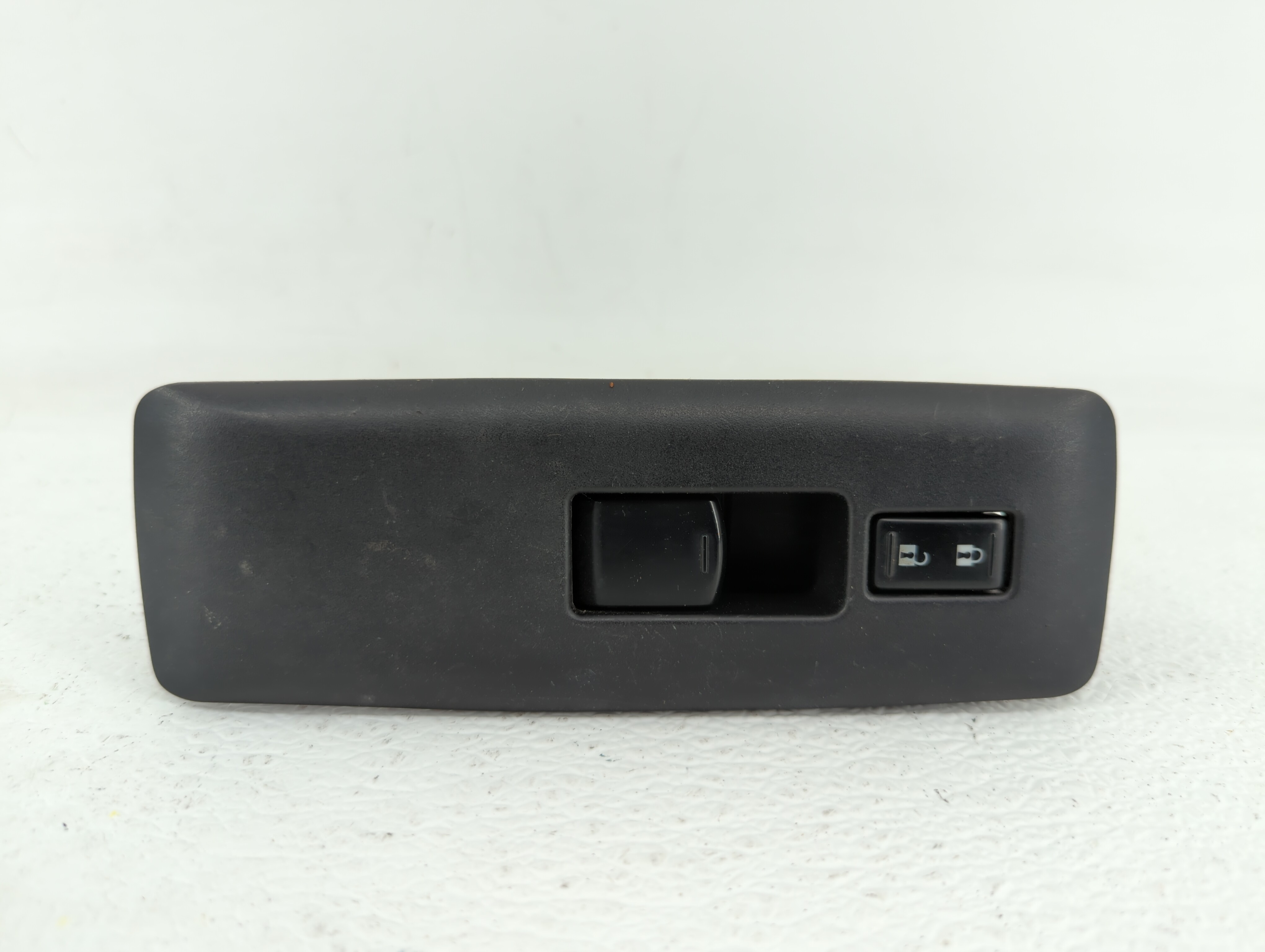 Picture of 2011-2015 Nissan Rogue Driver Left Door Master Power Window Switch 419374
