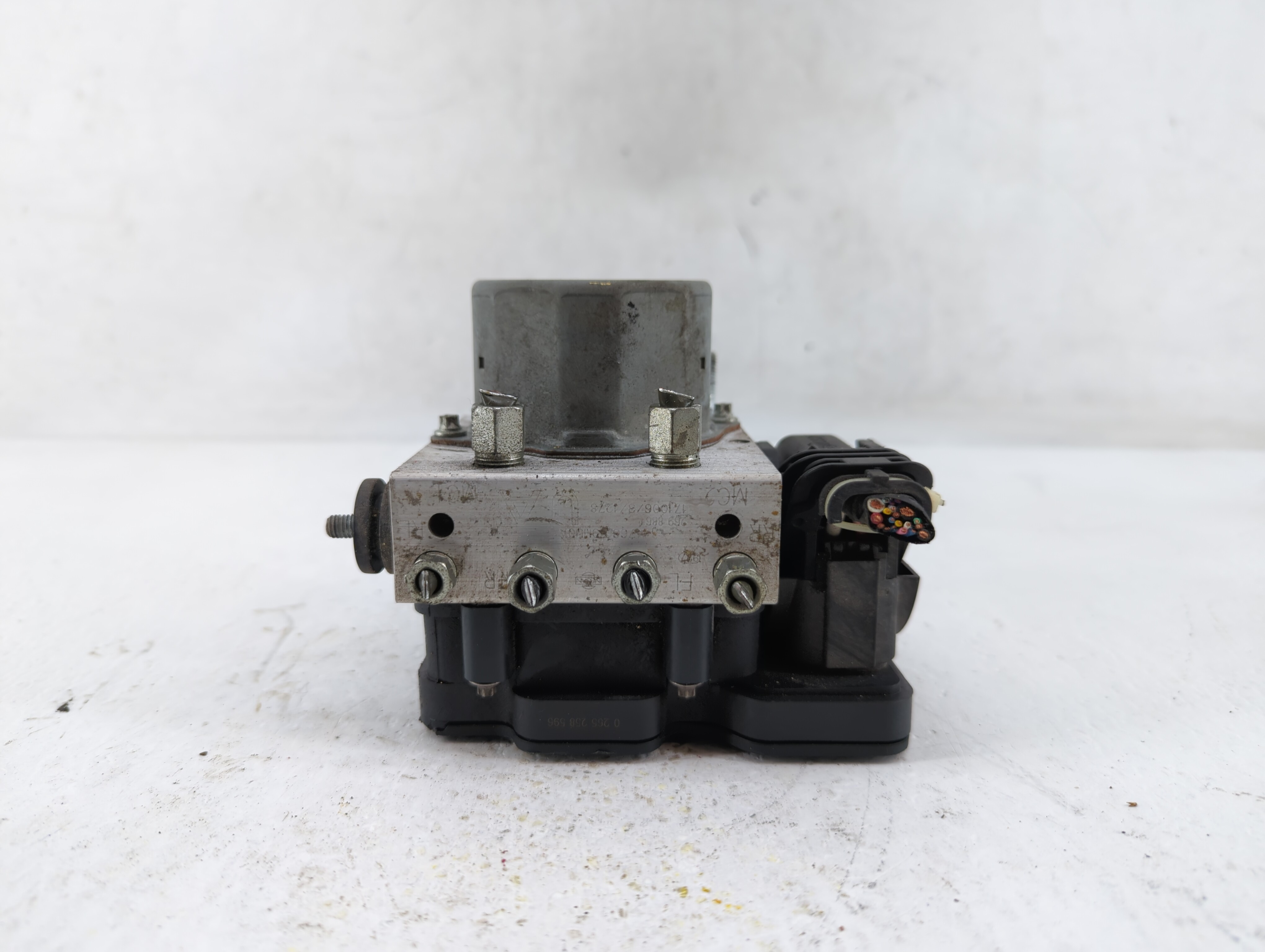 2017-2018 Nissan Altima Abs Pump Control Module 419754 - Oemusedautoparts1.com