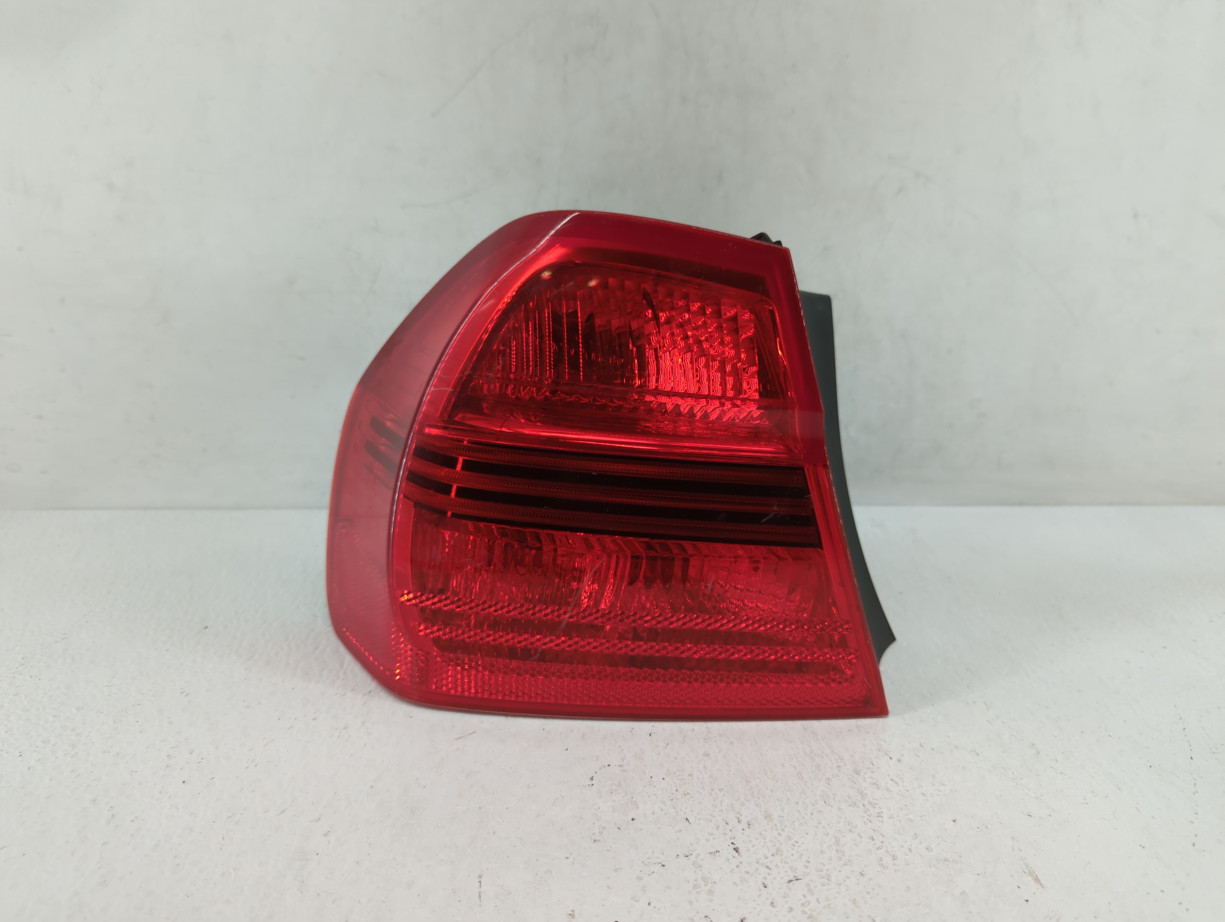 Picture of 2007-2008 Bmw 335i Driver Left Side Tail Light Taillight Oem 420349