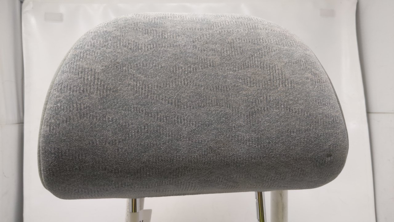2000 Kia Magentis Headrest Head Rest Front Driver Passenger Seat Gray 42058 - Oemusedautoparts1.com