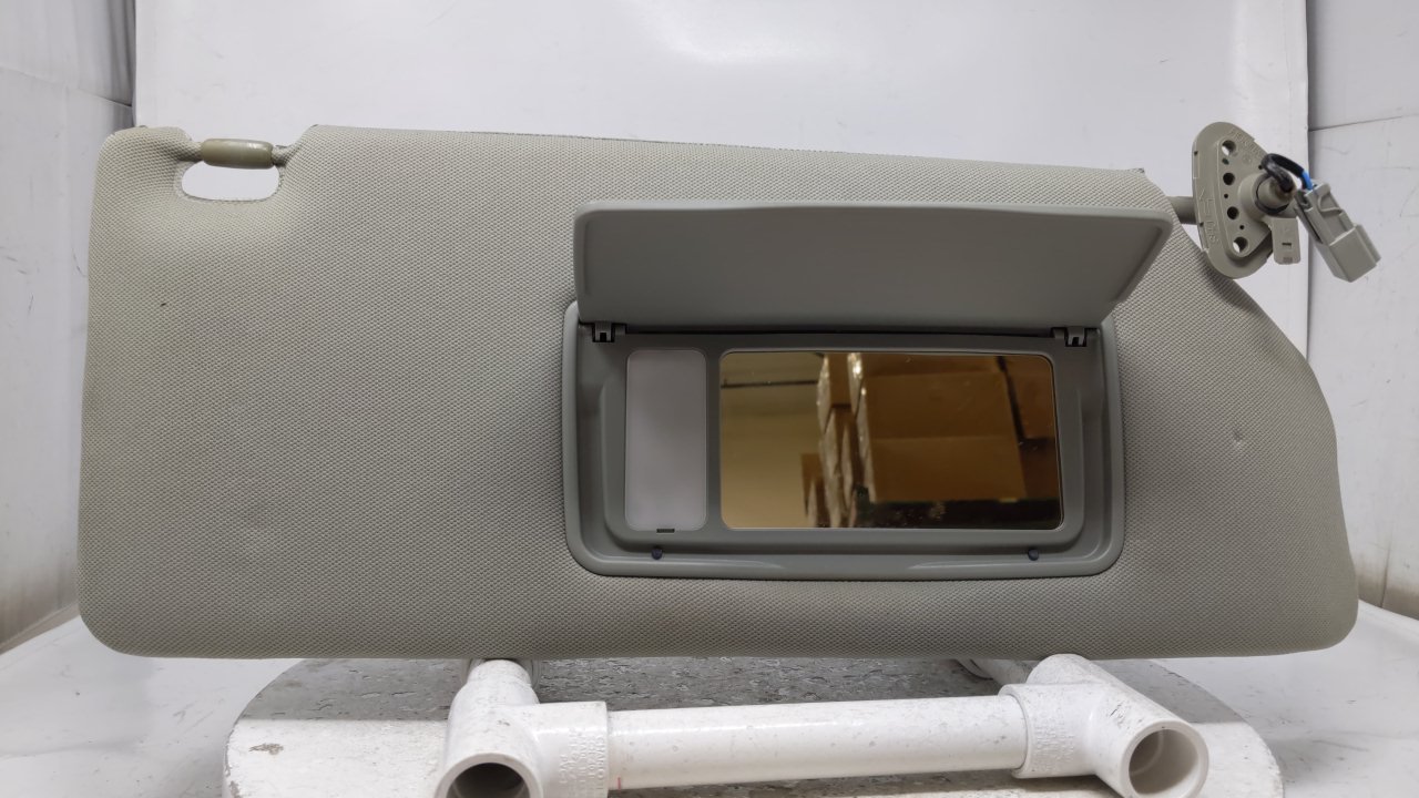 Picture of 2005-2010 HONDA ODYSSEY Passenger Right Sun Visor Sunvisor Gray 42095