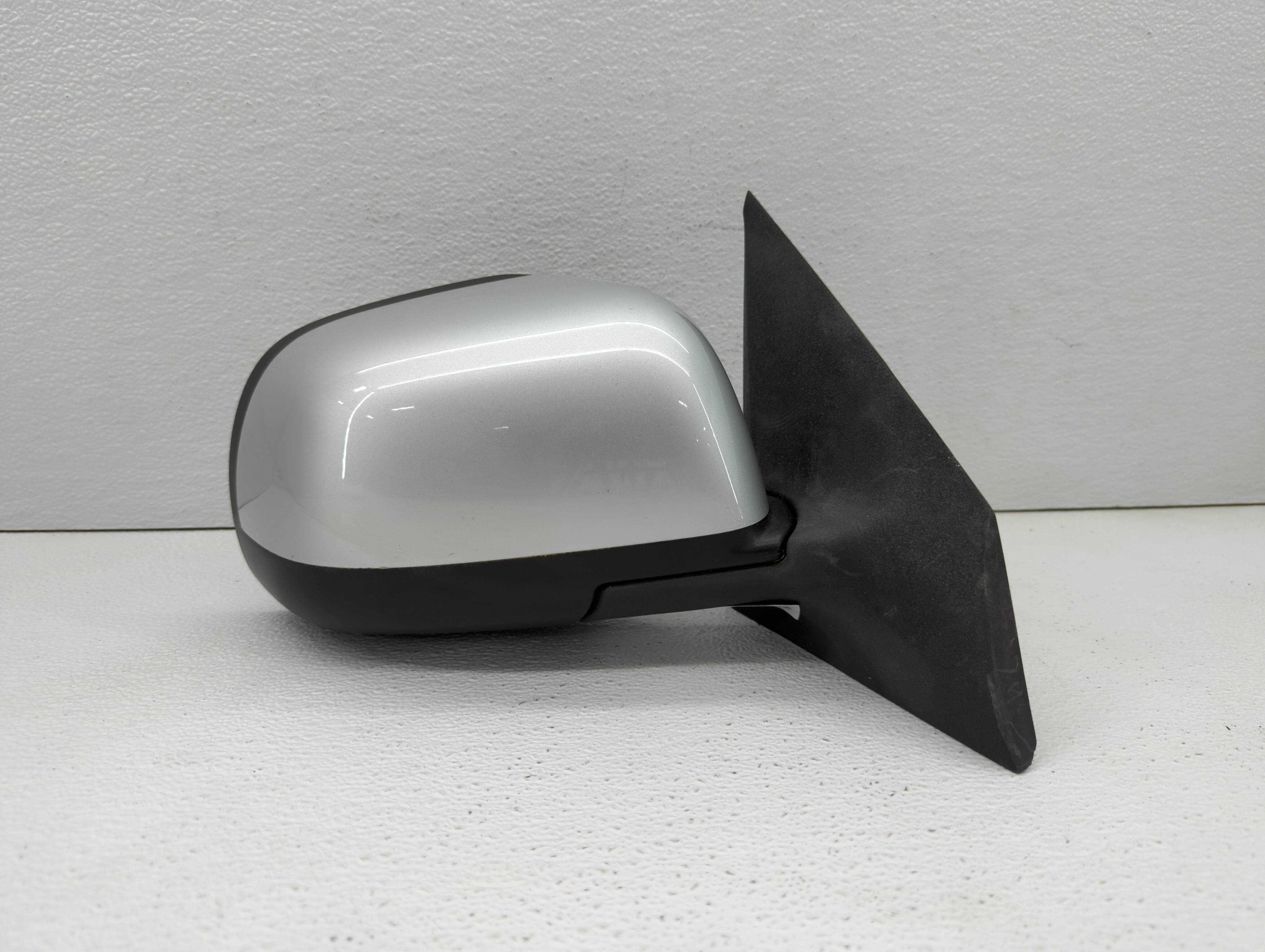 2012-2014 Nissan Versa Passenger Right Side View Power Door Mirror Silver 421074 - Oemusedautoparts1.com