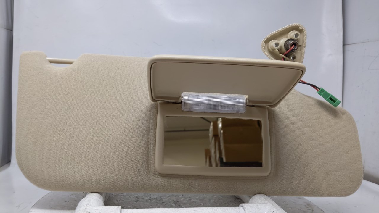 2008-2009 FORD TAURUS Passenger Right Sun Visor Sunvisor Tan 42126 - Oemusedautoparts1.com