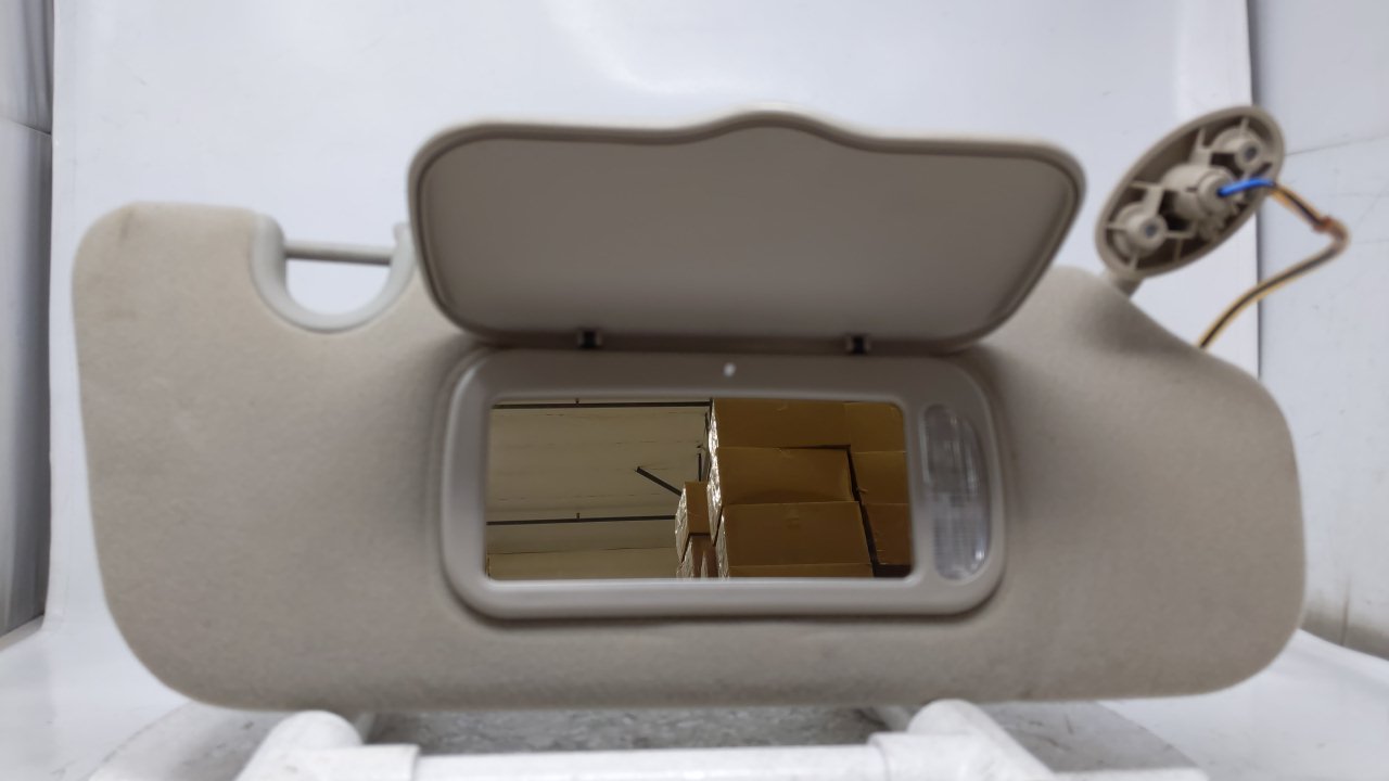 2002 Jeep Liberty Passenger Sun Visor Mirror Right Sunvisor Gray 42136 - Oemusedautoparts1.com