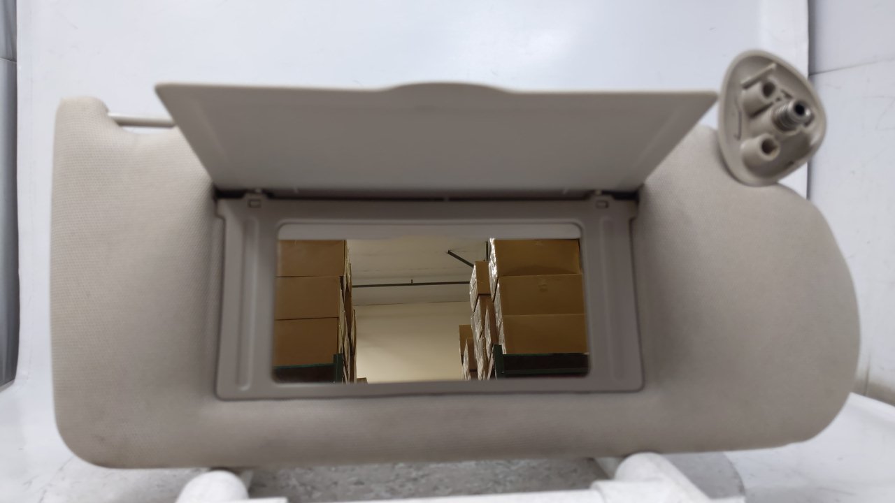 2004-2008 Pontiac Grand Prix Passenger Right Sun Visor Sunvisor Gray 42231 - Oemusedautoparts1.com