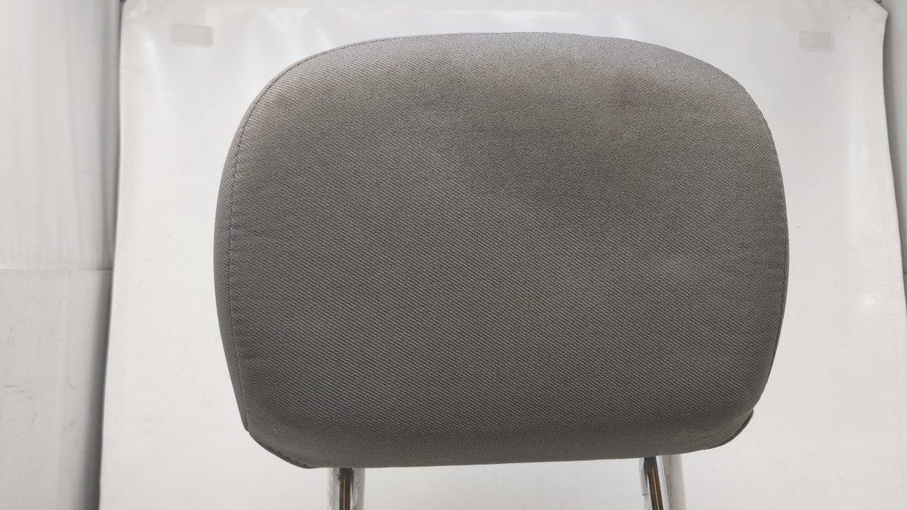 Picture of 2000-2004 Ford Focus Headrest Head Rest Front Driver Passenger Gray 42282