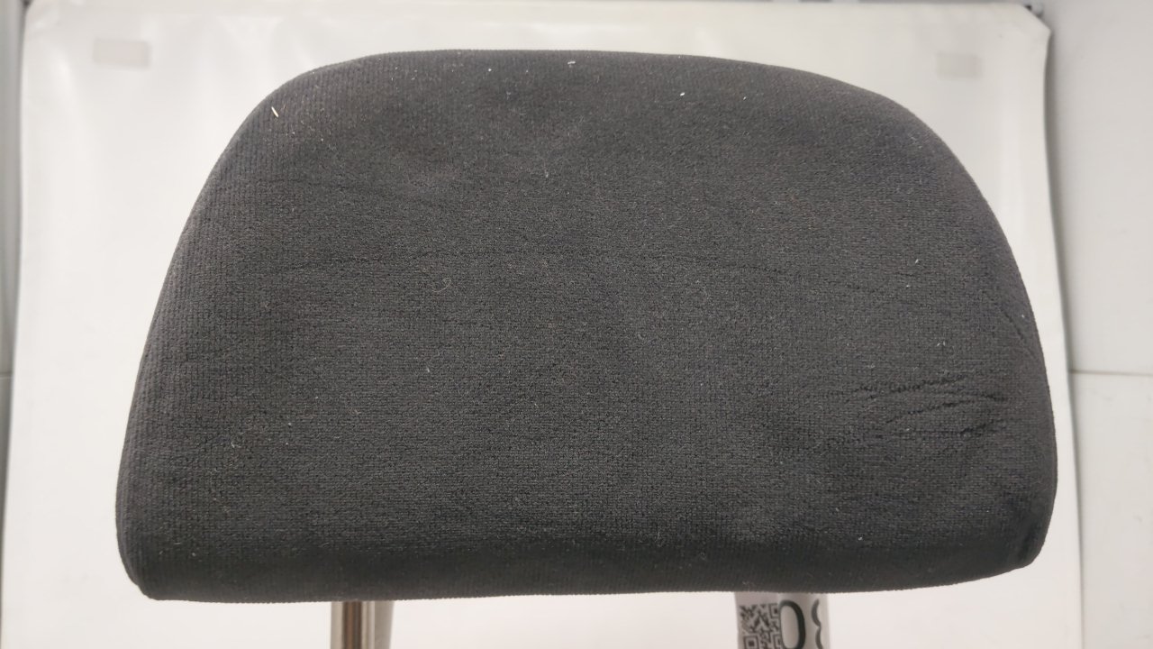 1998-2004 oldsmobile 98 Headrest Head Rest Rear Seat  42307 - Oemusedautoparts1.com