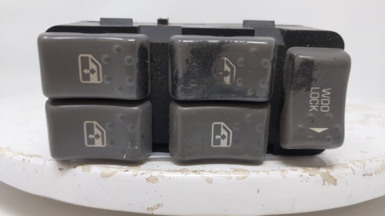 2001 Pontiac Aztek Driver Left Door Master Power Window Switch 42338 - Oemusedautoparts1.com