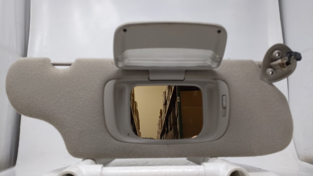 2000 Ford Taurus Passenger Sun Visor Mirror Right Sunvisor Gray 42398 - Oemusedautoparts1.com