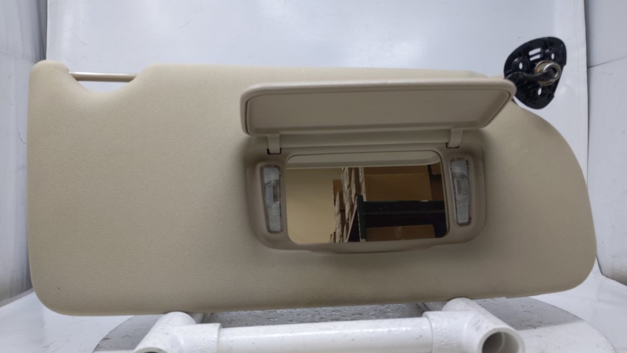 2005-2009 BUICK LACROSSE Passenger Right Sun Visor Sunvisor Beige 42579 - Oemusedautoparts1.com