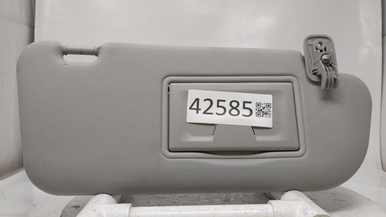 Picture of 2004-2009 MAZDA 3 Passenger Right Sun Visor Sunvisor Gray 42585