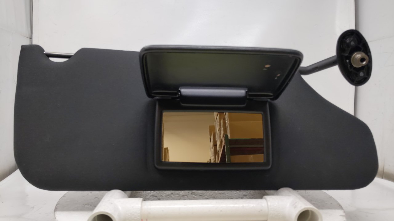 2011-2014 DODGE AVENGER Passenger Right Sun Visor Sunvisor Black 42604 - Oemusedautoparts1.com