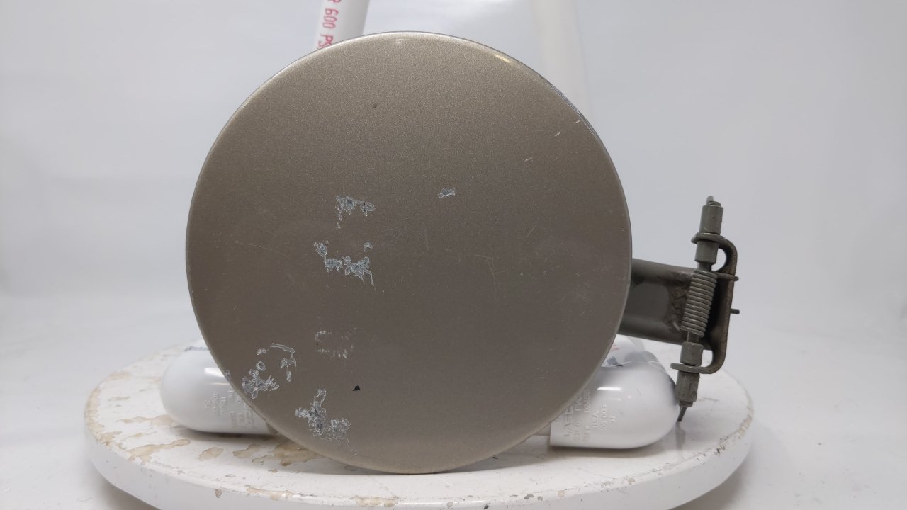 Picture of 1992-1998 saab 92 Fuel Tank Door Lid Gas Tank  42692