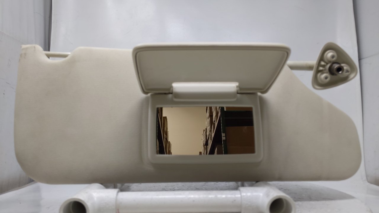 2005 Chrysler 300 Passenger Right Sun Visor Sunvisor Gray 42713 - Oemusedautoparts1.com