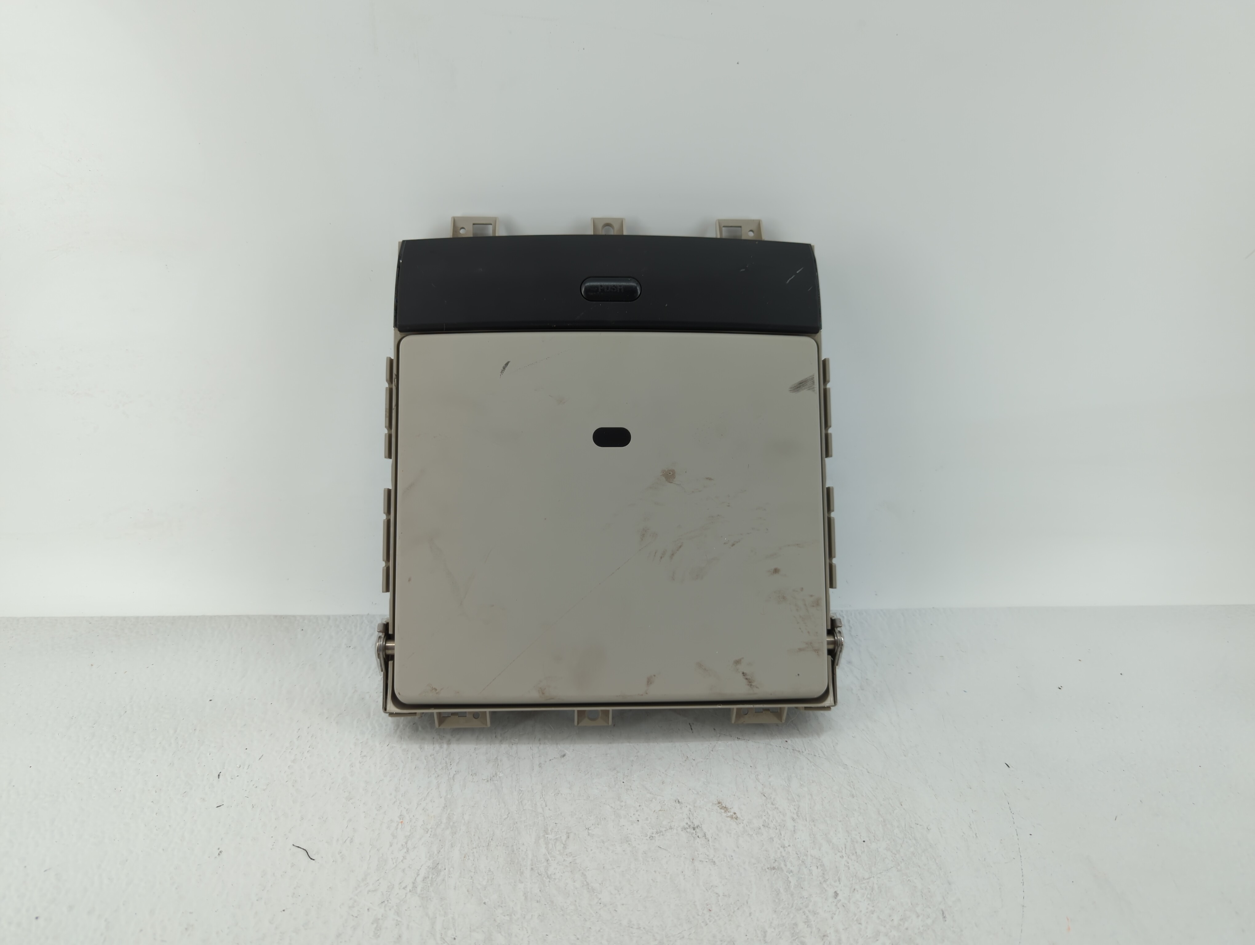 Picture of Dodge Caravan Am Fm Cd Player Radio Receiver 427140