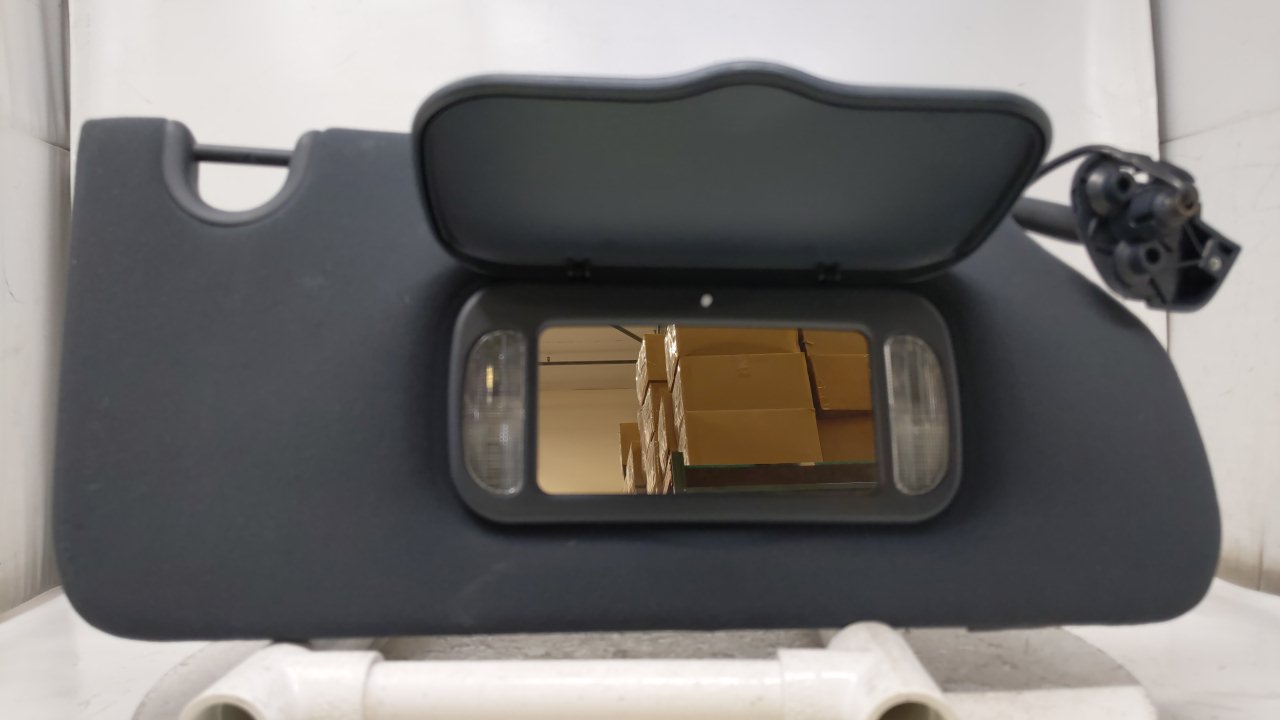 Picture of 2006 Cadillac Dts Passenger Sun Visor Mirror Right Sunvisor Black 42726