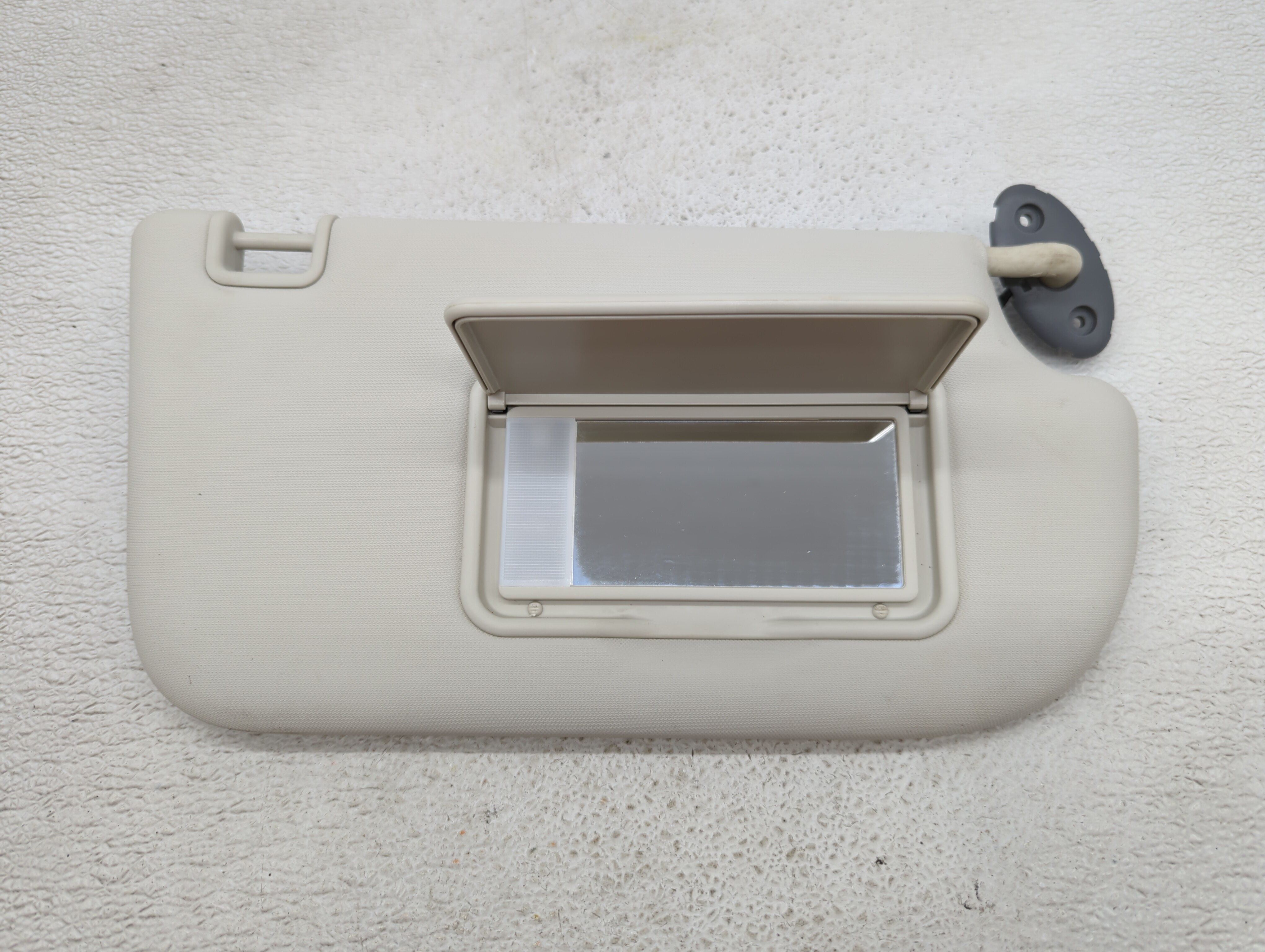 2013-2019 Ford Escape Passenger Sun Visor Mirror Right Sunvisor Cream 427490 - Oemusedautoparts1.com