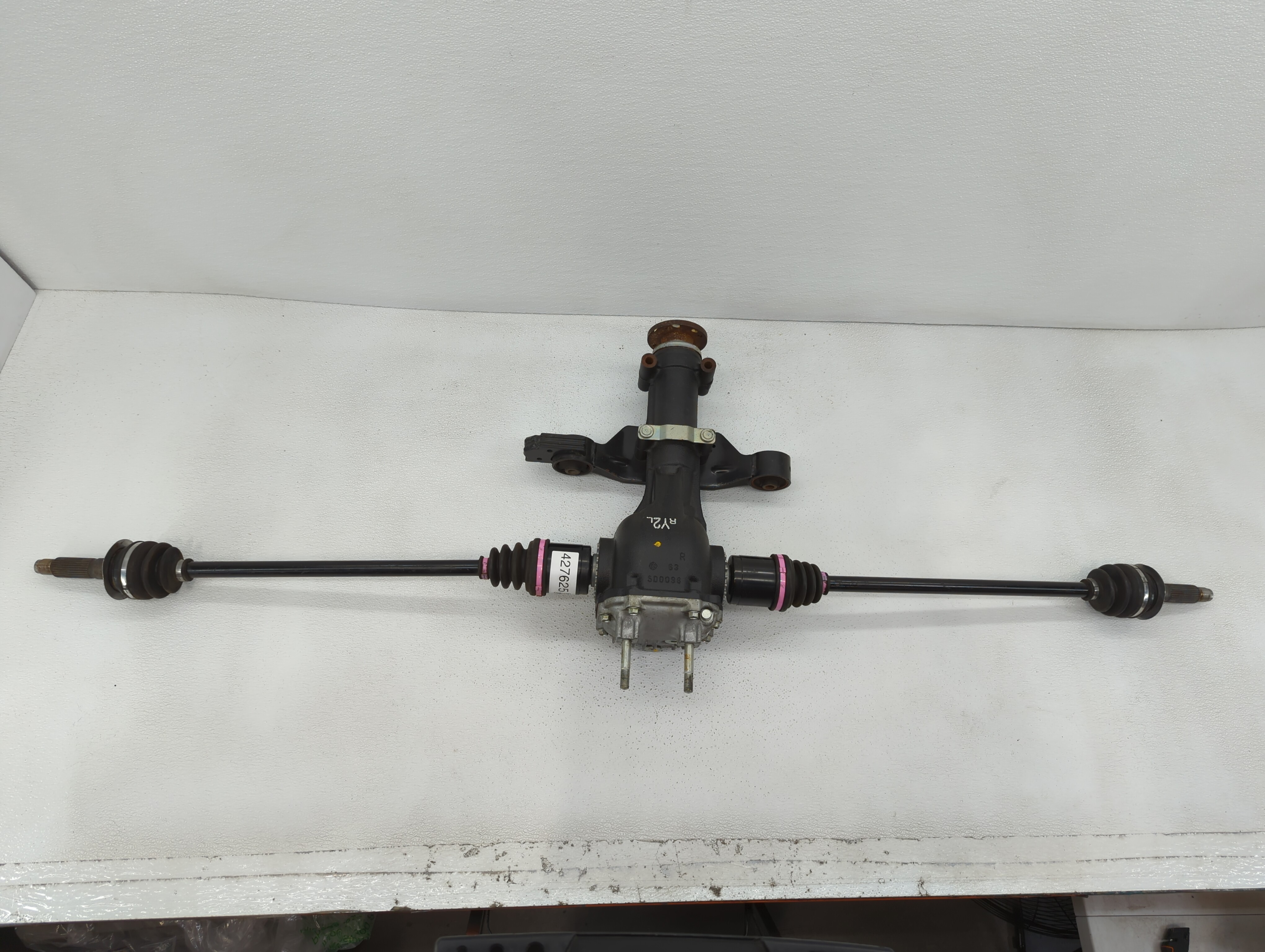 2023 Subaru Crosstrek Axle Shaft Front Driver Cv C/v 427625 - Oemusedautoparts1.com