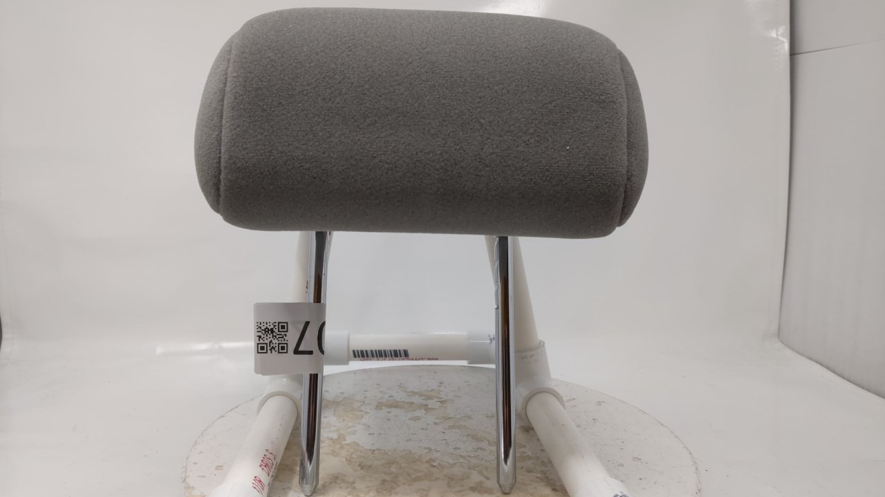 Picture of 2004 Suzuki Forenza Headrest Head Rest Rear Seat Gray 42807