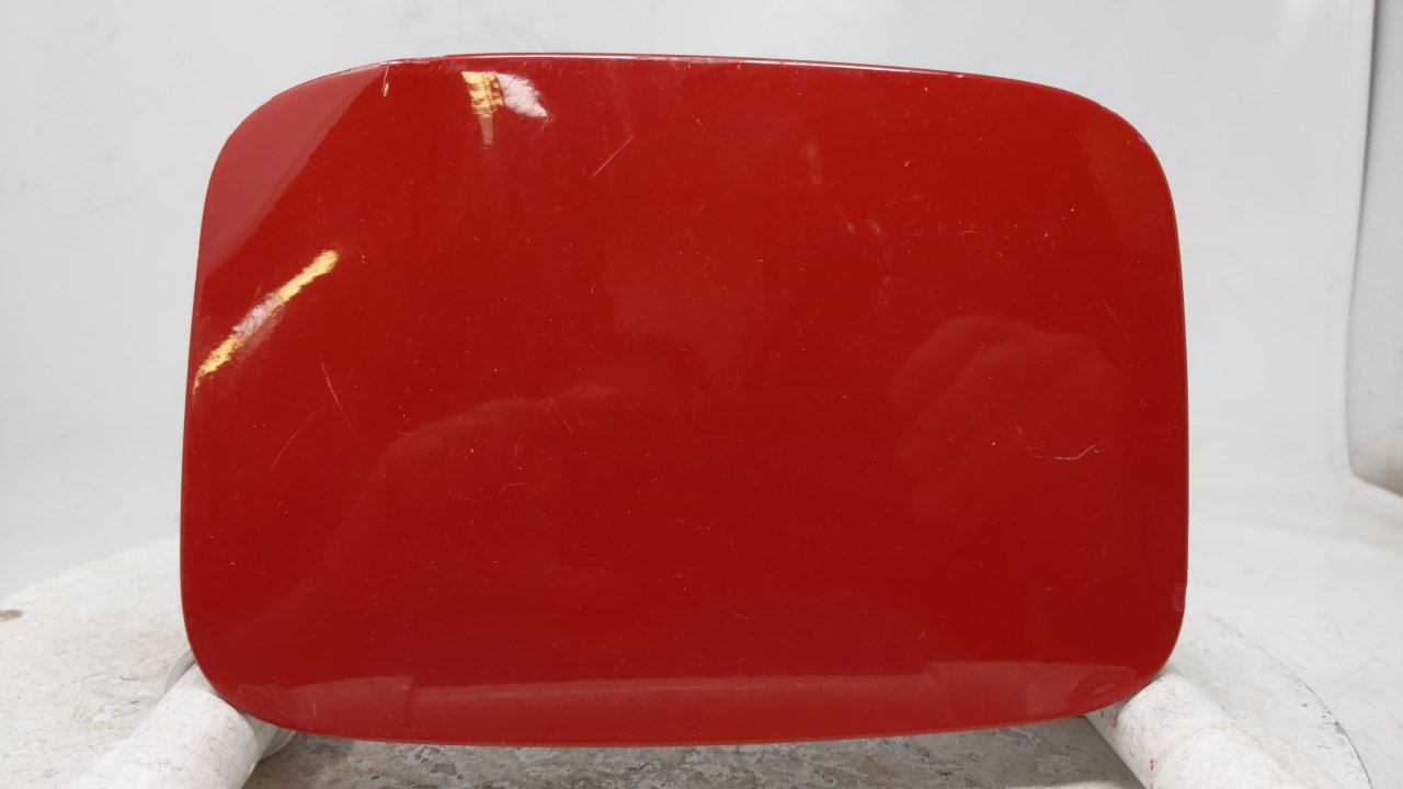 2000-2004 Volvo V40 Fuel Tank Door Lid Gas Tank Red 42867 - Oemusedautoparts1.com