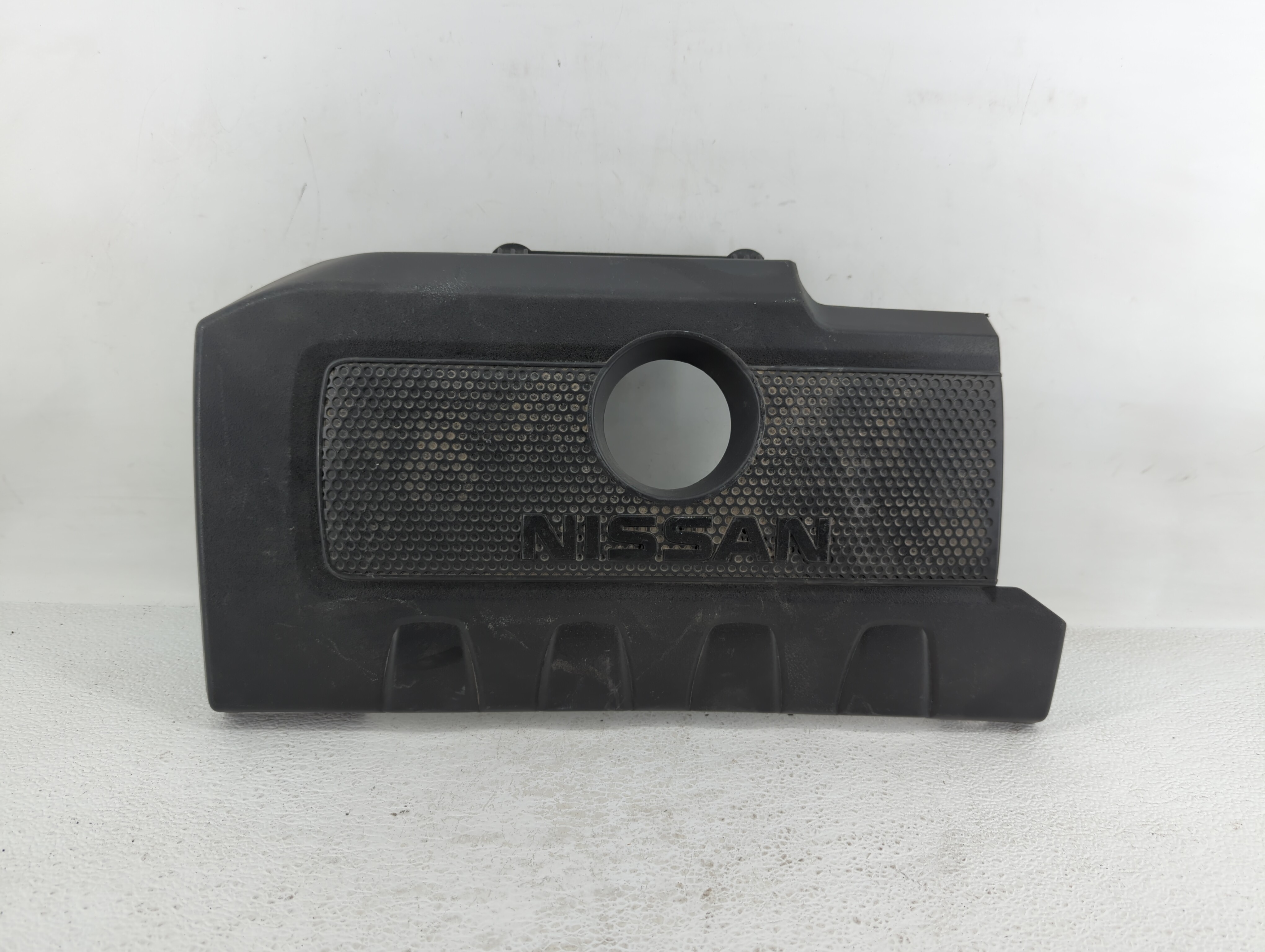 Picture of 2018 Nissan Sentra Engine Cover 429682