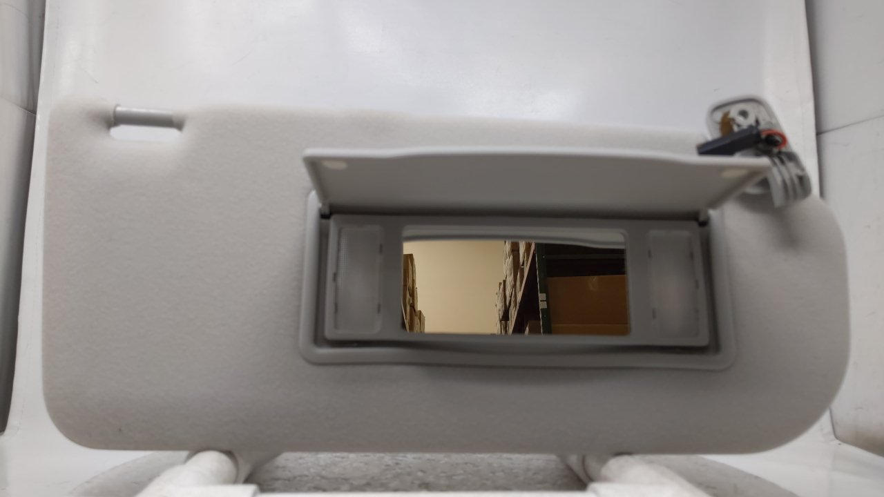 Picture of 2001 Mazda 3 Passenger Sun Visor Mirror Right Sunvisor Gray 43015