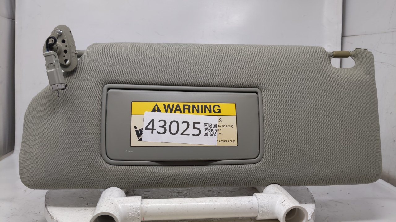 Picture of 2005-2010 HONDA ODYSSEY Driver Left Sun Visor Sunvisor Gray 43025