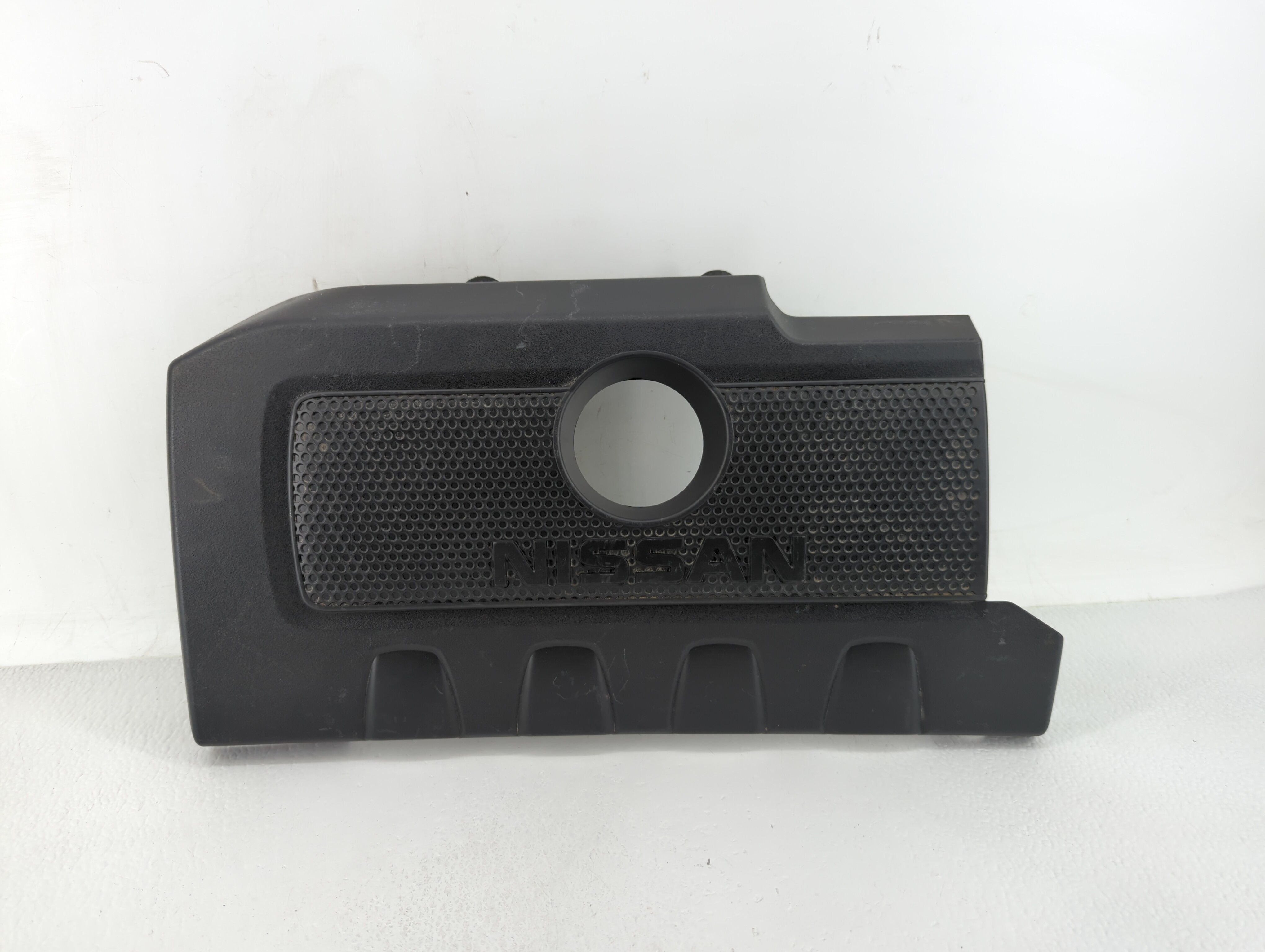 Picture of 2015 Nissan Sentra Engine Cover 430407