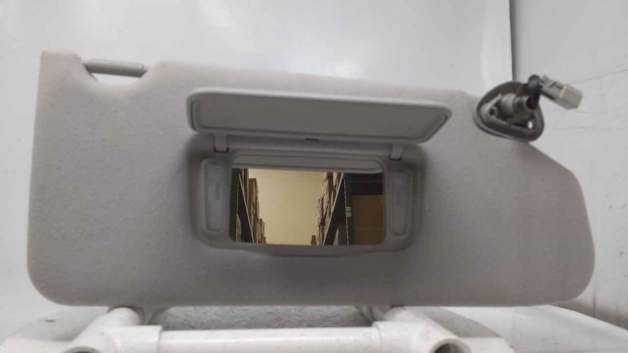 Picture of 1998-2002 HONDA ACCORD Passenger Right Sun Visor Sunvisor Ivory 43045