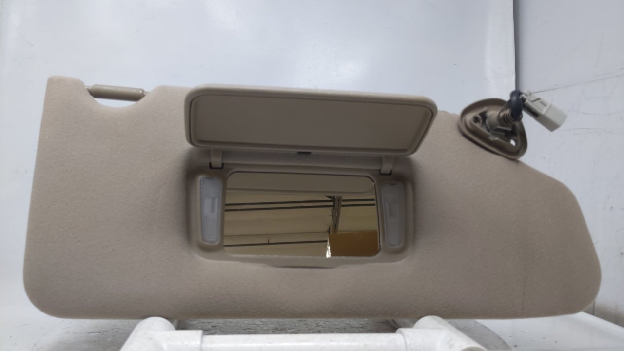 Picture of 1998-2002 HONDA ACCORD Passenger Right Sun Visor Sunvisor Tan 43052