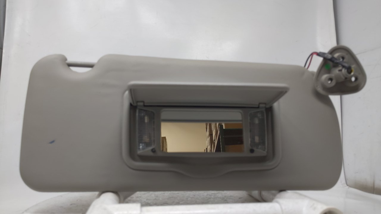 2003-2007 CADILLAC CTS Passenger Right Sun Visor Sunvisor Gray 43053 - Oemusedautoparts1.com